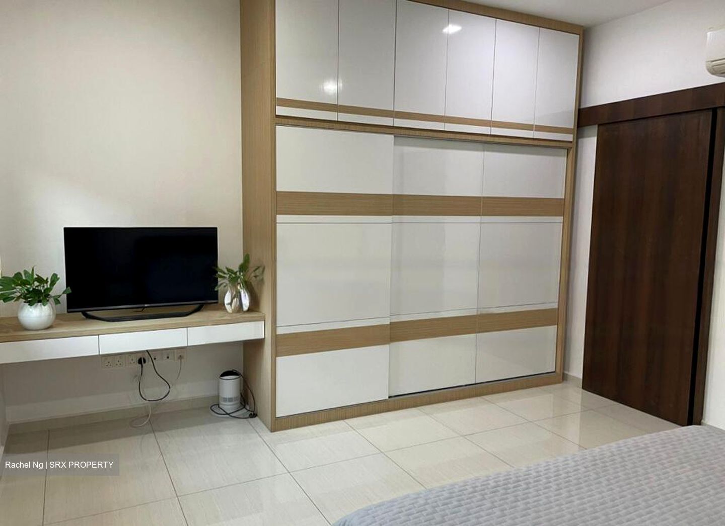 The Woods (D22), Terrace #470788341